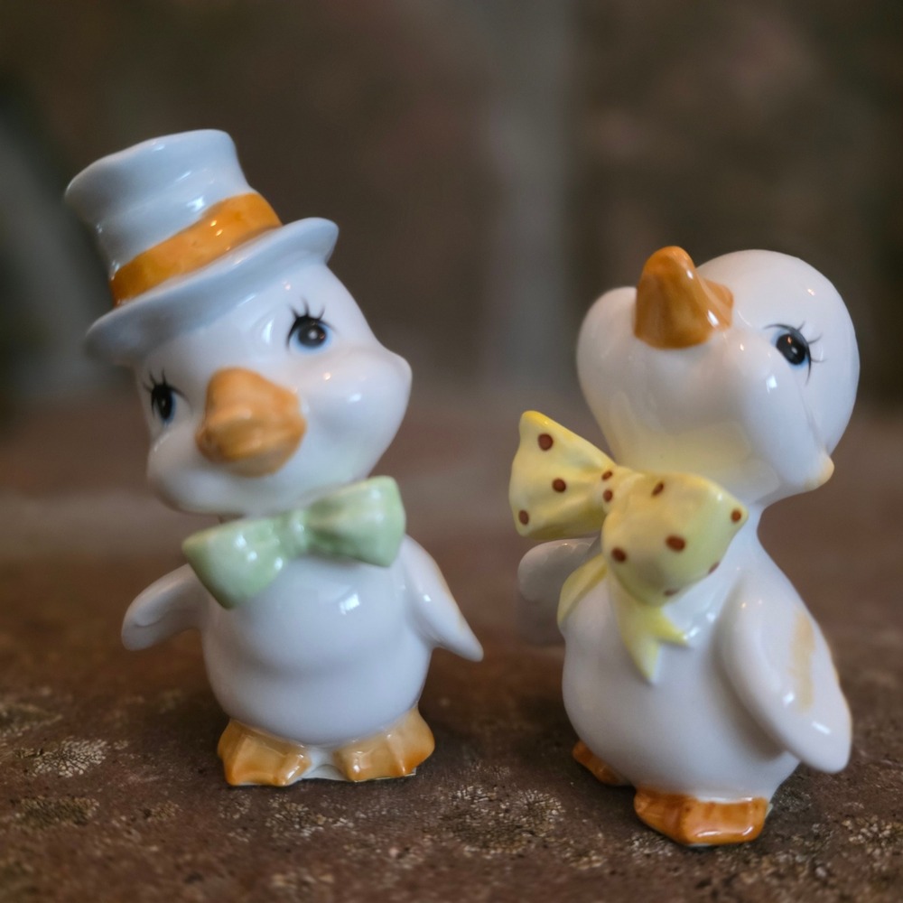 Vintage Enesco Ceramic Duck Figurines Top Hat Bow Tie Pair Cottagecore Darling
